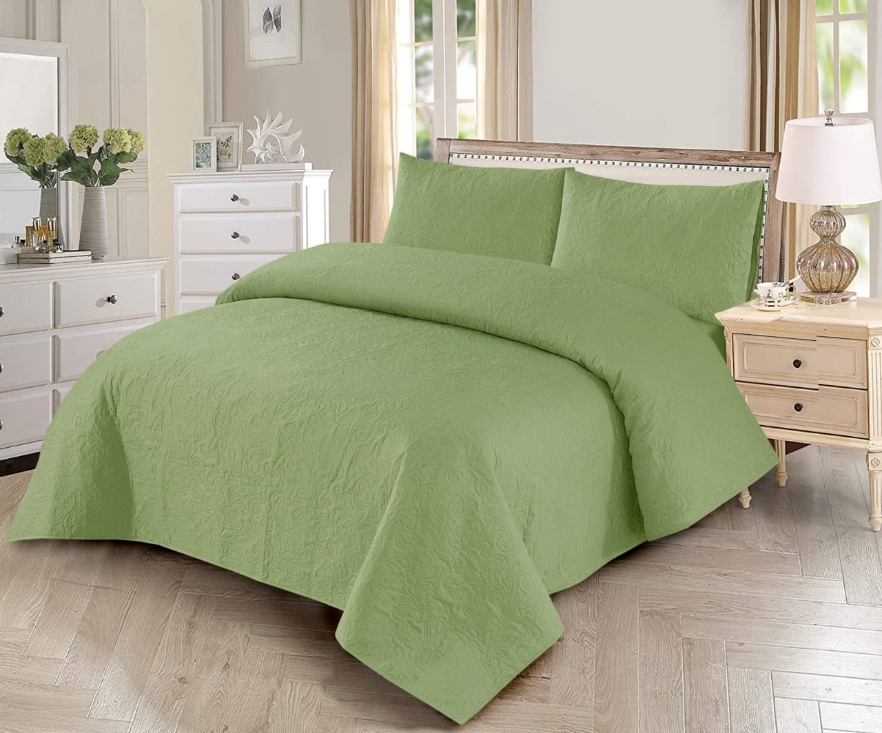Luxury Bedspread B-13