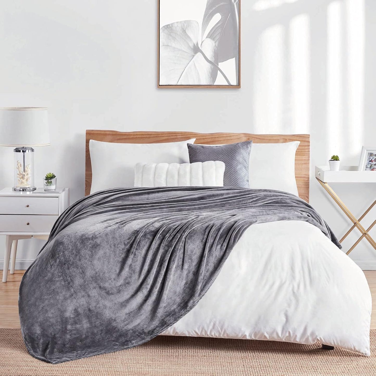 Luxury Redos Microfiber Blankets
