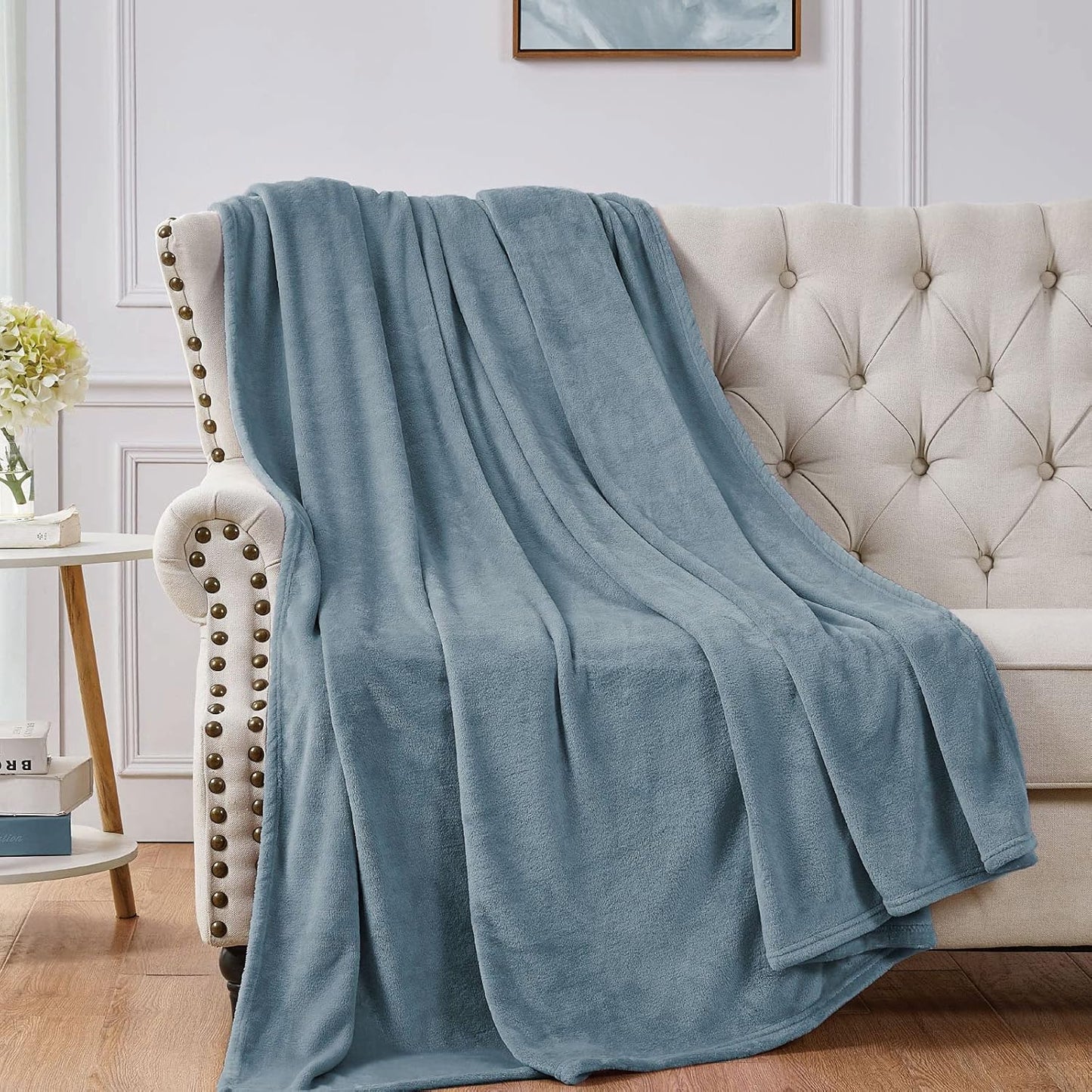 Luxury Redos Microfiber Blankets