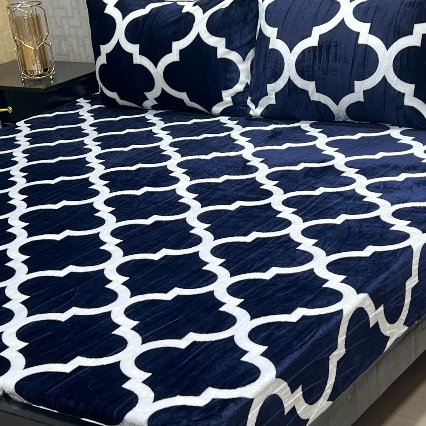 Luxury Fleece Bedsheet F-13