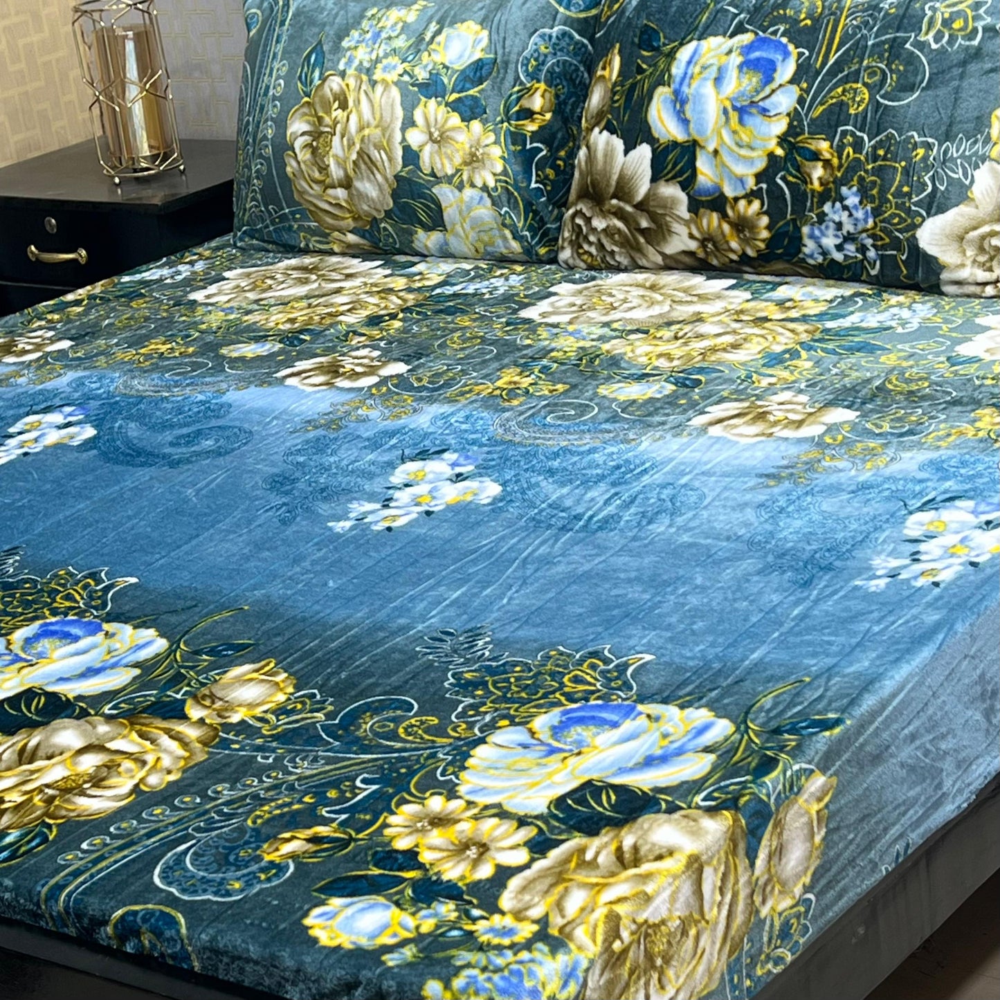 Luxury Fleece Bedsheet F-08